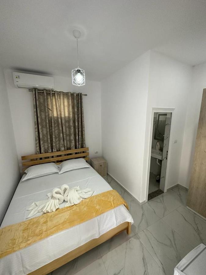 Hotel A & V Dodani Deja's Ford Dış mekan fotoğraf